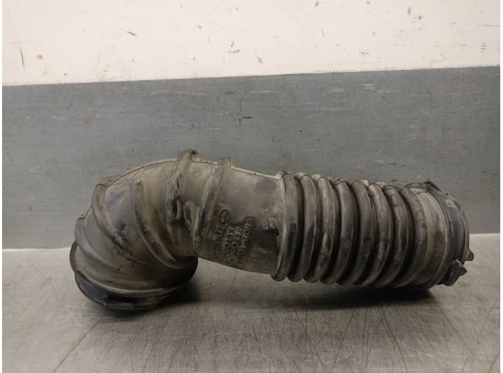 Recambio de tubo para mazda 3 sedán (bm_, bn_) 2.2 d referencia OEM IAM SH0113221 SH0113221