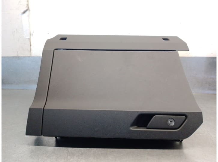 Recambio de guantera para audi q3 (f3b) 35 tdi referencia OEM IAM 83B857035A 83B857035A