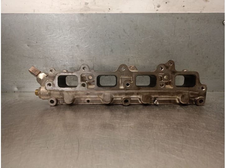 Recambio de rampa inyectora para seat leon (1p1) 1.4 tsi referencia OEM IAM CAX CAX
