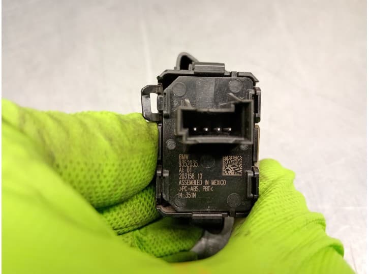 Recambio de interruptor para bmw x4 (f26) xdrive 35 d referencia OEM IAM 9352035 4