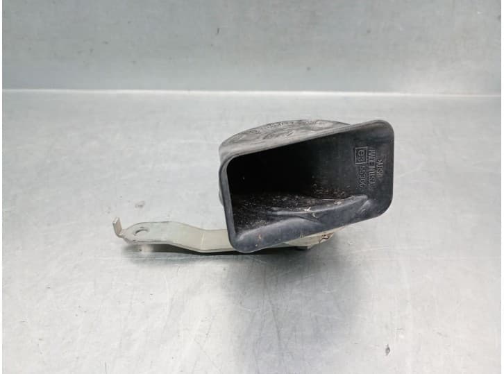 Recambio de claxon para bmw x4 (f26) xdrive 35 d referencia OEM IAM 7217703 61337217703 3
