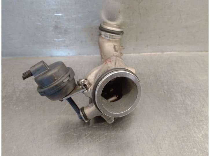 Recambio de tubo para bmw x4 (f26) xdrive 35 d referencia OEM IAM 1168512394 1168512394 2