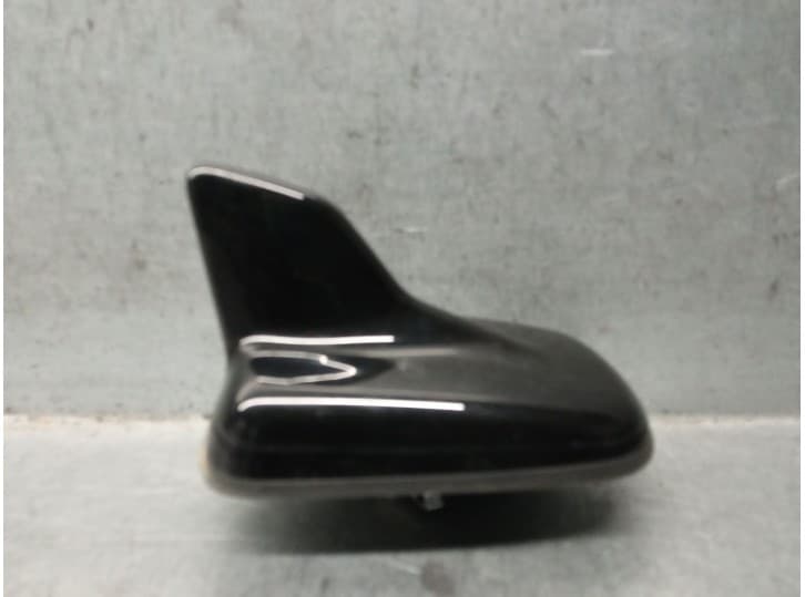 Recambio de antena para audi q3 (f3b) 35 tdi referencia OEM IAM 4M0035503R 4M0035503R
