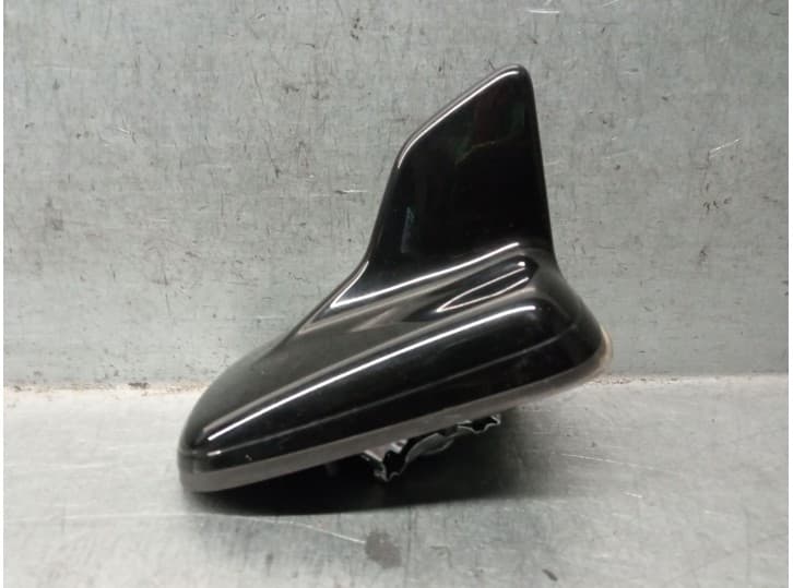 Recambio de antena para audi q3 (f3b) 35 tdi referencia OEM IAM 4M0035503R 4M0035503R 3