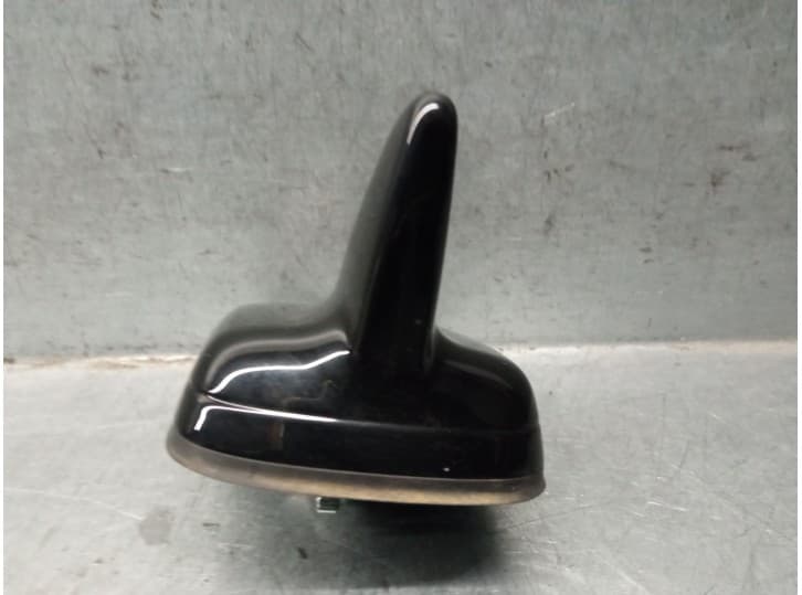 Recambio de antena para audi q3 (f3b) 35 tdi referencia OEM IAM 4M0035503R 4M0035503R 4