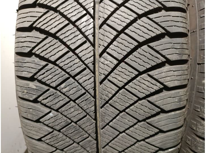 Recambio de neumatico/s para seat toledo iv (kg3) 1.6 tdi referencia OEM IAM 21545R1690V 3