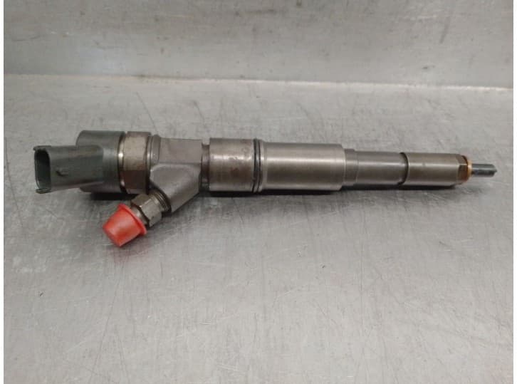 Recambio de inyector para bmw 5 (e39) 530 d referencia OEM IAM 7785984  0445110266 3