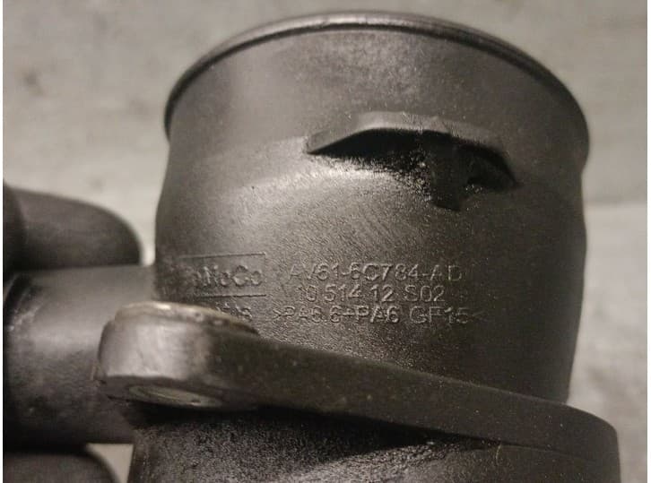 Recambio de tubo para ford focus iii 1.6 tdci referencia OEM IAM AV616C784AD 1885689 4