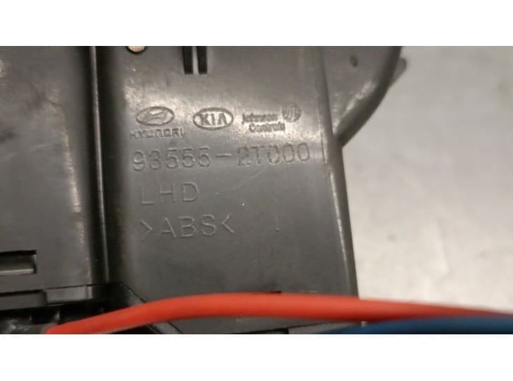 Recambio de interruptor para kia optima (fsgds6b) 1.7 crdi referencia OEM IAM 935552T000 5