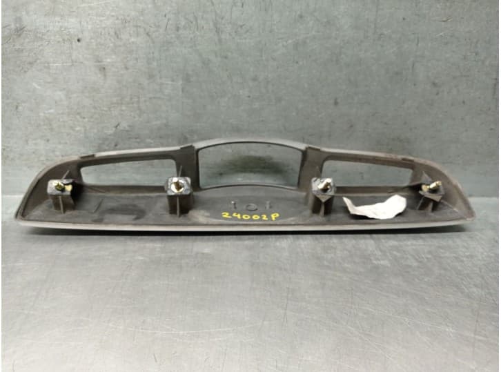 Recambio de moldura para hyundai getz (tb) 1.1 referencia OEM IAM 8731010000 2