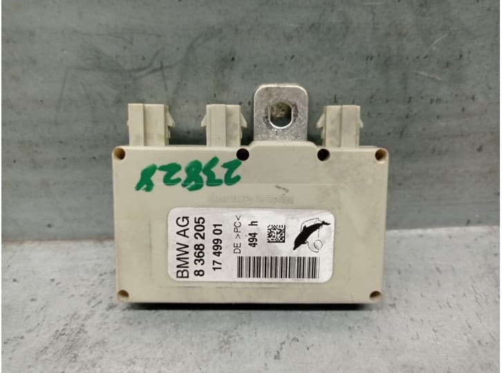 Recambio de antena para bmw 7 (e65, e66, e67) 730 d referencia OEM IAM 8368205  1749901 2