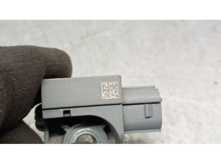 Recambio de sensor impacto para hyundai i10 ii (ba, ia) 1.0 referencia OEM IAM 95920B4000 4