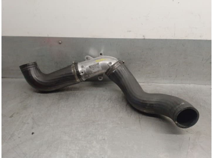 Recambio de tubo para volvo s60 i (384) d5 referencia OEM IAM 8631538 8631538