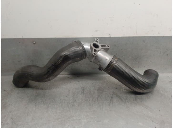 Recambio de tubo para volvo s60 i (384) d5 referencia OEM IAM 8631538 8631538 3