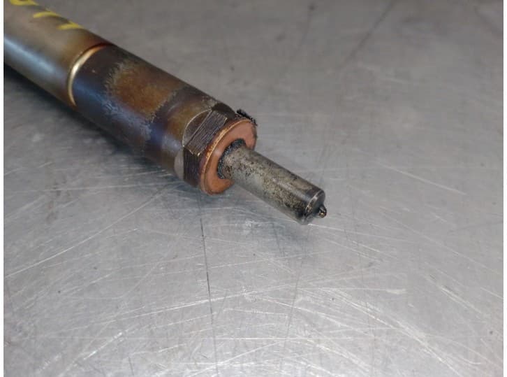 Recambio de inyector para volvo s40 ii (544) 2.0 d referencia OEM IAM 9657144580  SIEMENS 5
