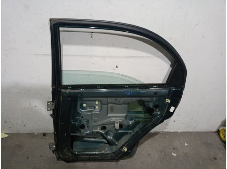 Recambio de puerta trasera derecha para kia shuma i (fb) 1.5 i 16v referencia OEM IAM BF 4