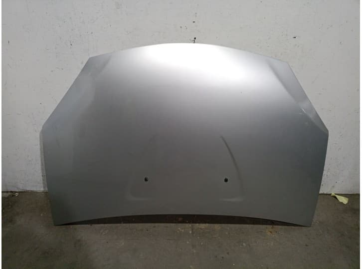 Recambio de capot para dacia sandero 1.6 mpi 85 (bs03) referencia OEM IAM K7MA8