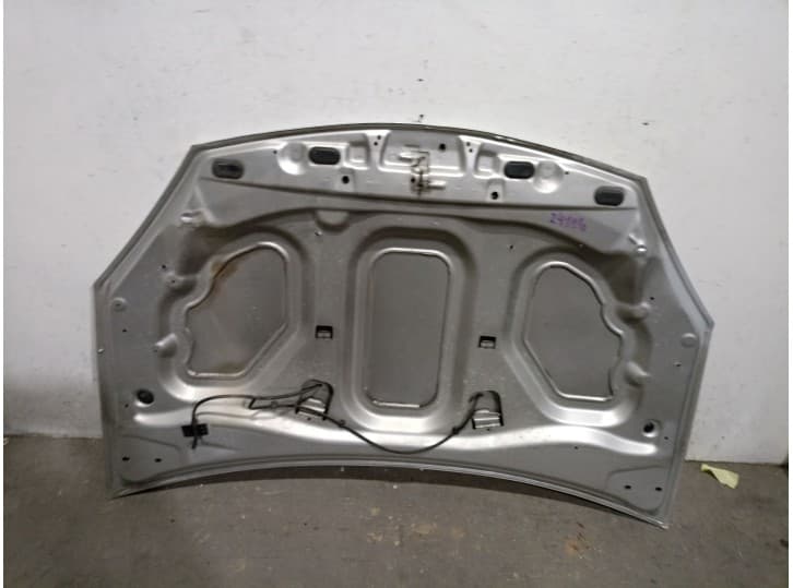 Recambio de capot para dacia sandero 1.6 mpi 85 (bs03) referencia OEM IAM K7MA8 3