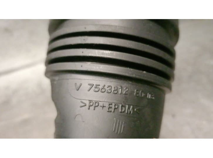 Recambio de tubo para peugeot 5008 (0u_, 0e_) 1.6 16v referencia OEM IAM V756381280 1436J7 5