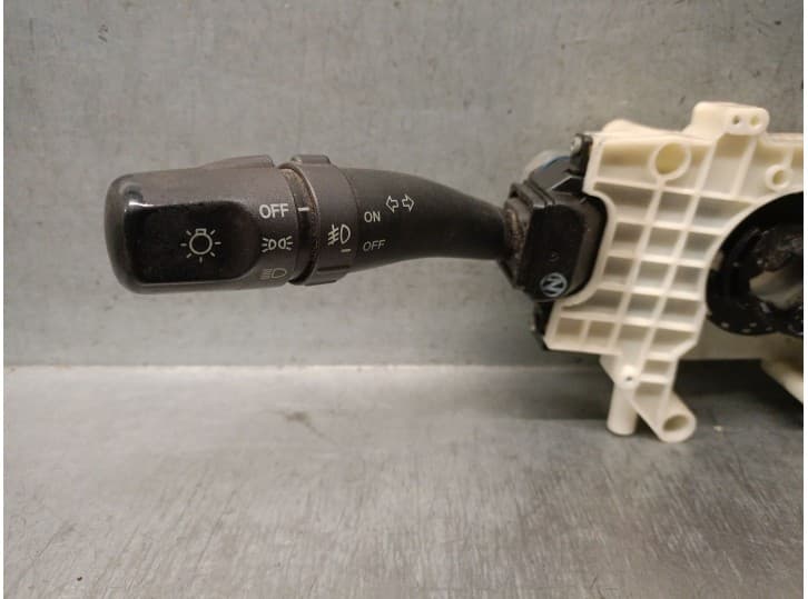 Recambio de mando luces para hyundai trajet (fo) 2.0 crdi referencia OEM IAM 934013A125 2
