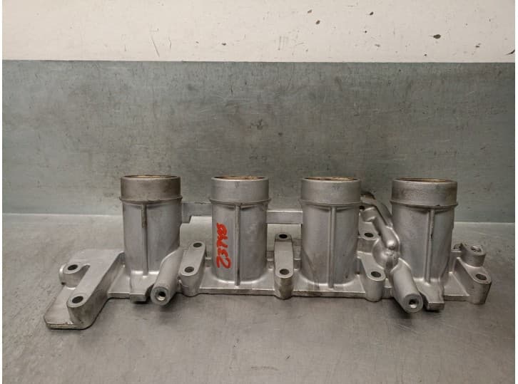 Recambio de colector admision para fiat coupe (175_) 1.8 16v referencia OEM IAM 183A1000