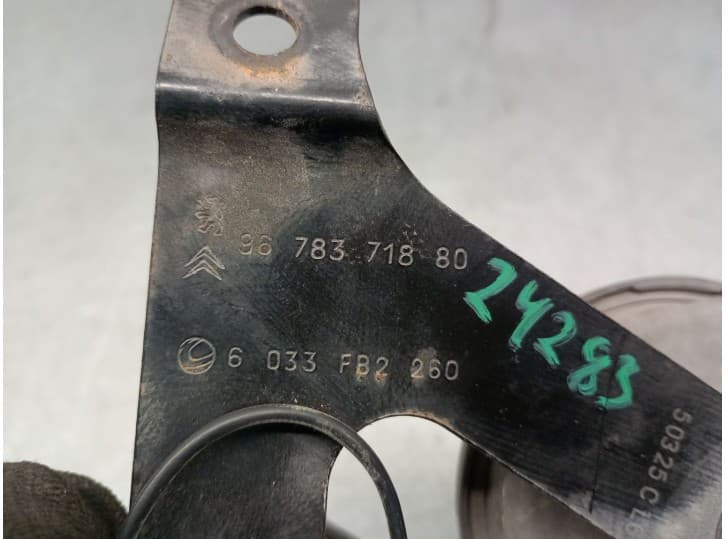 Recambio de claxon para citroën ds5 2.0 bluehdi 150 referencia OEM IAM 9678371880 5