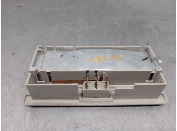 Recambio de luz interior para seat ibiza ii (6k1) 1.9 d referencia OEM IAM 1L0947105 3