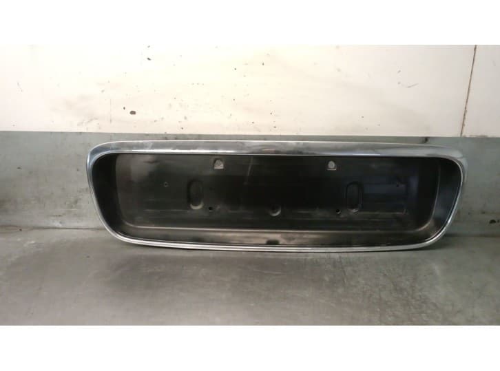 Recambio de portamatriculas para rover 45 i sedán (rt) 1.6 referencia OEM IAM DRC100780