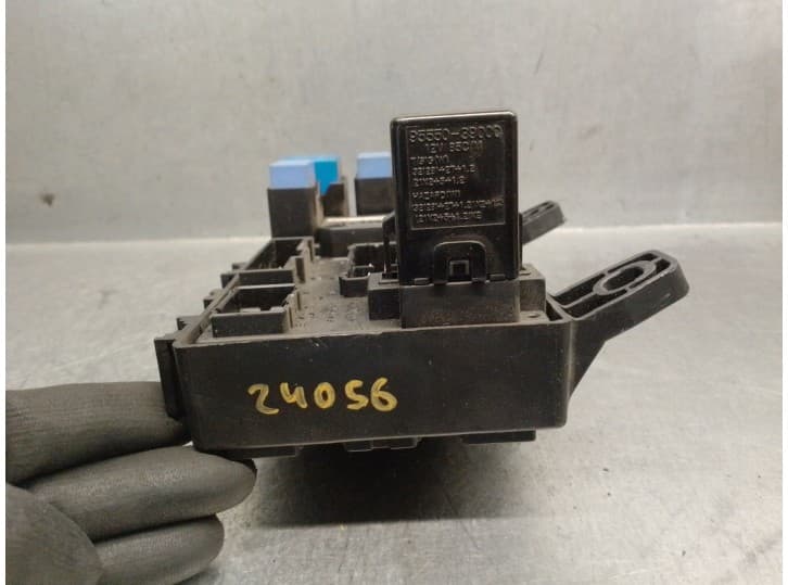 Recambio de caja reles / fusibles para hyundai getz (tb) 1.6 referencia OEM IAM 911981C000 3