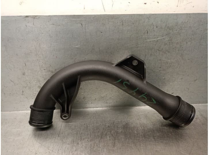 Recambio de tubo para dacia sandero iii 1.0 tce 90 referencia OEM IAM 310000195603