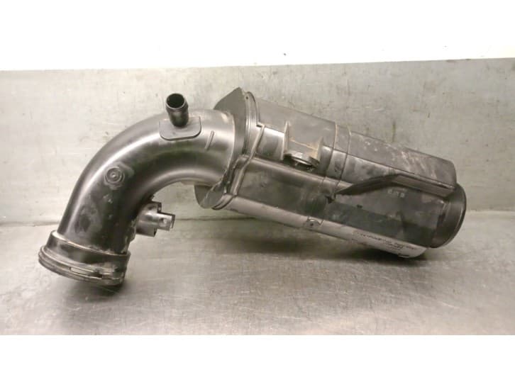 Recambio de tubo para bmw x2 (f39) sdrive 18 i referencia OEM IAM 13718693166 13718693166