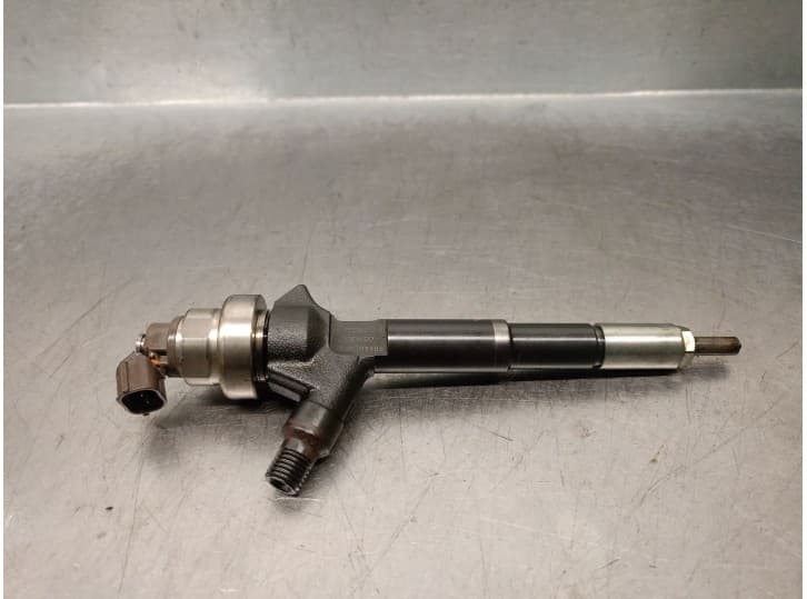 Recambio de inyector para opel astra h (a04) 1.7 cdti (l48) referencia OEM IAM 8973762702