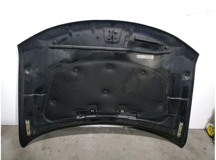 Recambio de capot para dodge journey 2.0 crd referencia OEM IAM 5076777AC 5076777AC 2