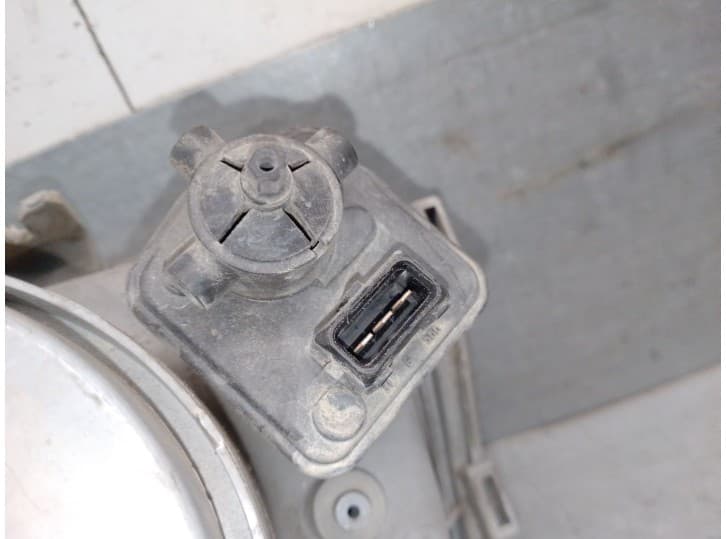 Recambio de faro derecho para tata safari (42_fd) 2.0 d 4x4 referencia OEM IAM 483DLTC49 6