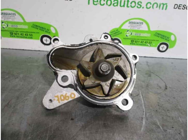 Recambio de bomba agua para hyundai getz (tb) 1.5 crdi referencia OEM IAM 2