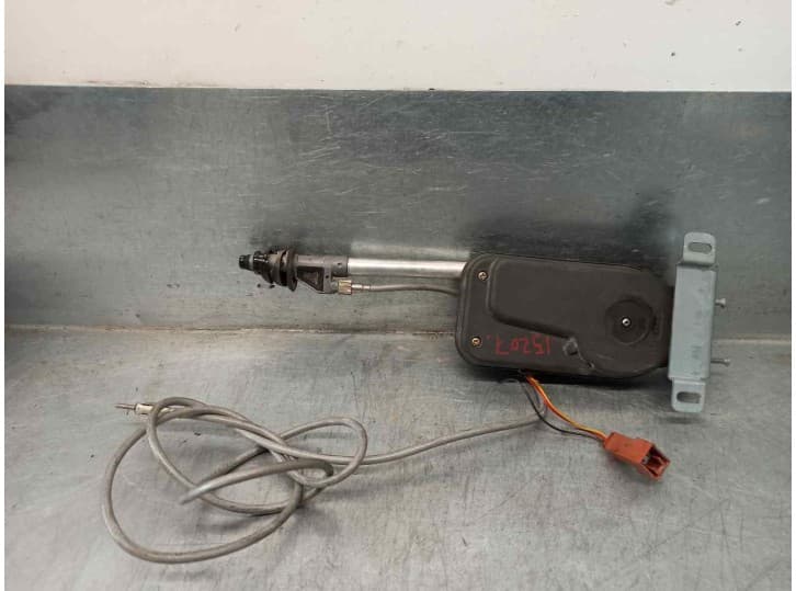 Recambio de antena para saab 9000 2.3 -16 cd turbo referencia OEM IAM