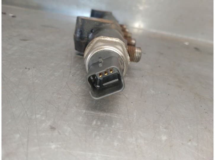 Recambio de rampa inyectora para mazda 2 (de_, dh_) 1.4 mzr-cd referencia OEM IAM 9654592680 6
