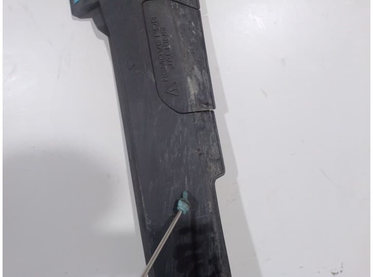 Recambio de faldon lateral para jeep avenger 1.2 referencia OEM IAM 735730062 9