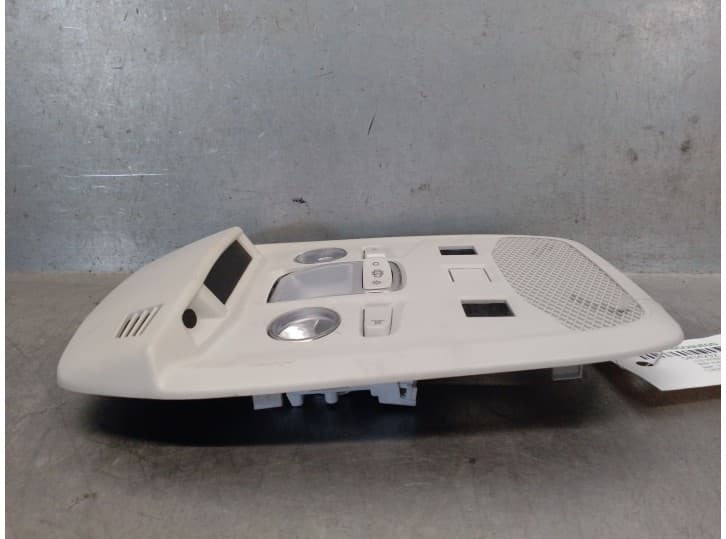 Recambio de luz interior para jeep avenger 1.2 referencia OEM IAM 735732853 4
