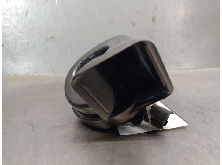 Recambio de claxon para jeep avenger 1.2 referencia OEM IAM 9827213580 2