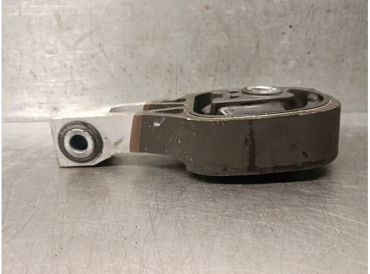 Recambio de soporte motor para jeep avenger 1.2 referencia OEM IAM 9824116780 2