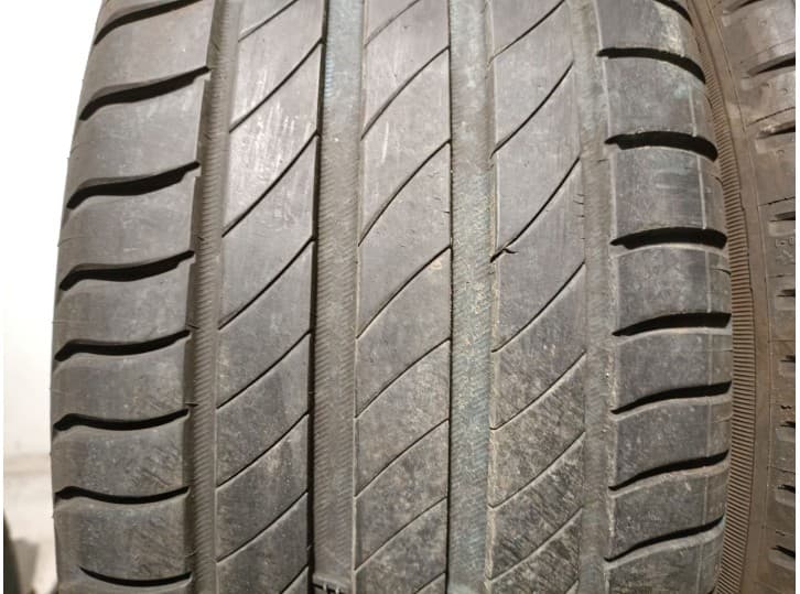 Recambio de neumatico/s para citroën c3 ii (sc_) 1.2 vti 82 referencia OEM IAM 19555R1691T 3