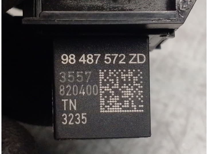 Recambio de interruptor para jeep avenger 1.2 referencia OEM IAM 98487572ZD 2