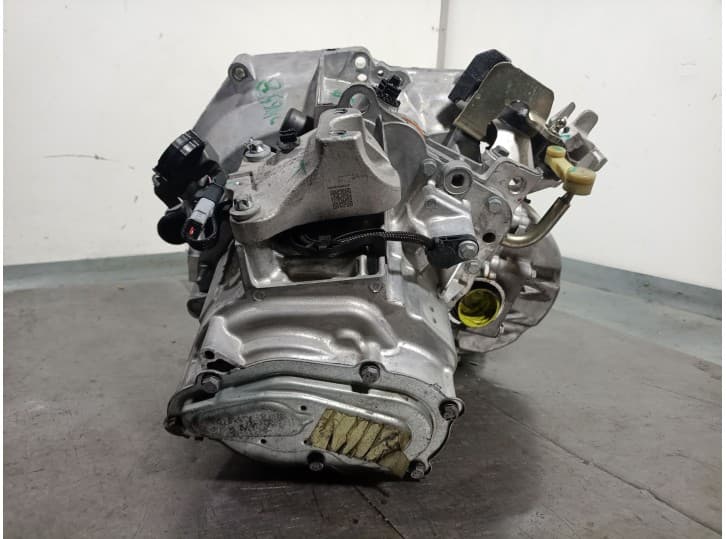 Recambio de caja cambios para jeep avenger 1.2 referencia OEM IAM 20R111  3019520C 3