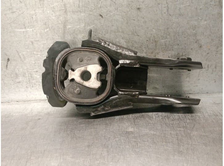 Recambio de soporte motor para mazda cx-5 (kf) 2.0 skyactiv-g referencia OEM IAM PE