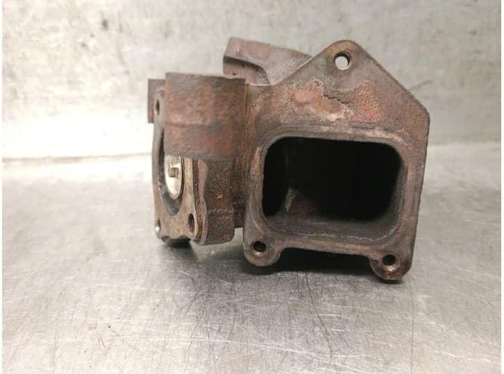 Recambio de termostato para ssangyong kyron 2.0 xdi referencia OEM IAM D20DT 5