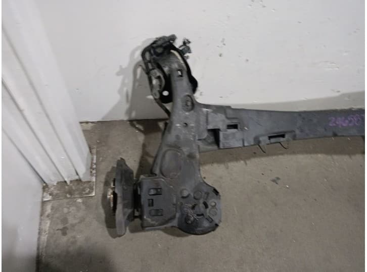 Recambio de puente trasero para jeep avenger 1.2 referencia OEM IAM HN05 3