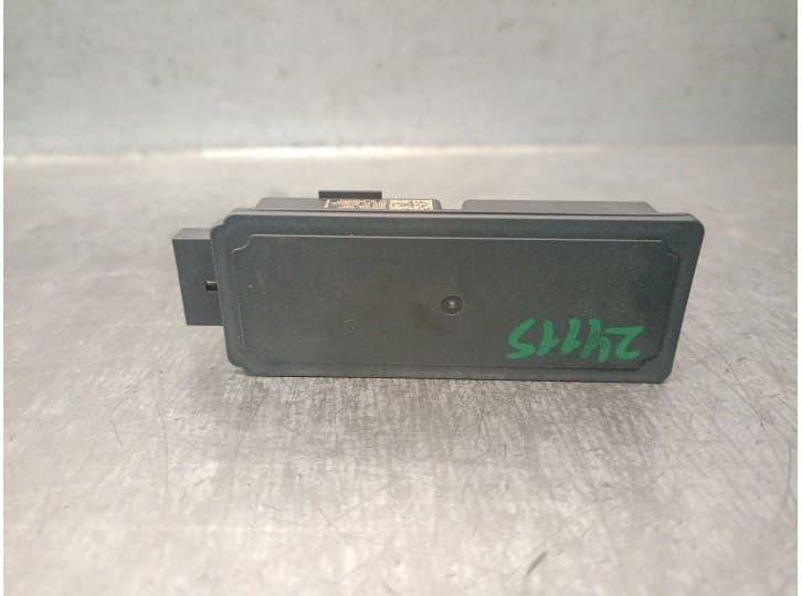 Recambio de antena para bmw x2 (f39) sdrive 18 d referencia OEM IAM 5B4E02801  A3C10274411 2