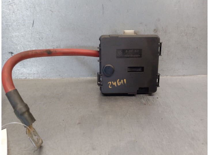 Recambio de caja reles / fusibles para bmw 3 (e46) 320 d referencia OEM IAM 8387551