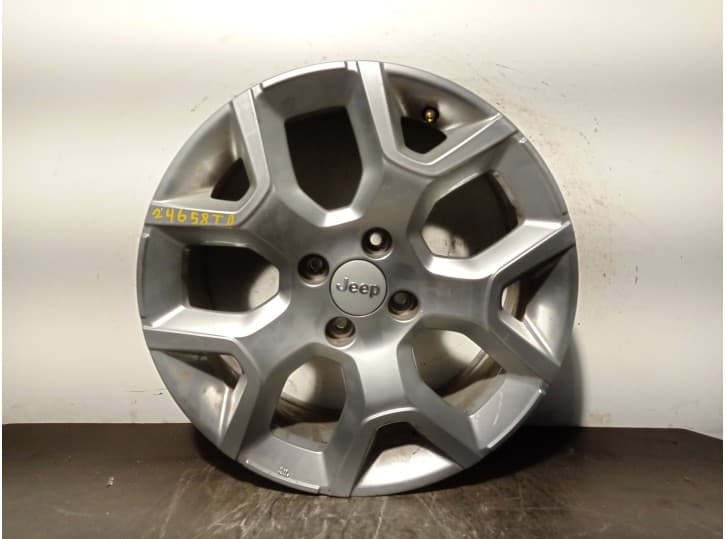 Recambio de llanta para jeep avenger 1.2 referencia OEM IAM 52197381 R176.5X17H2-ET32